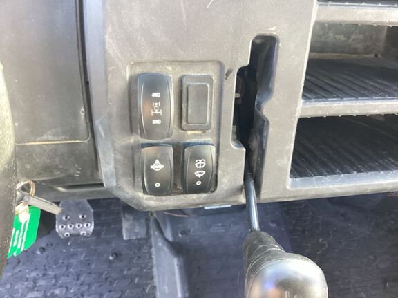 2022 John Deere XUV835M ATV