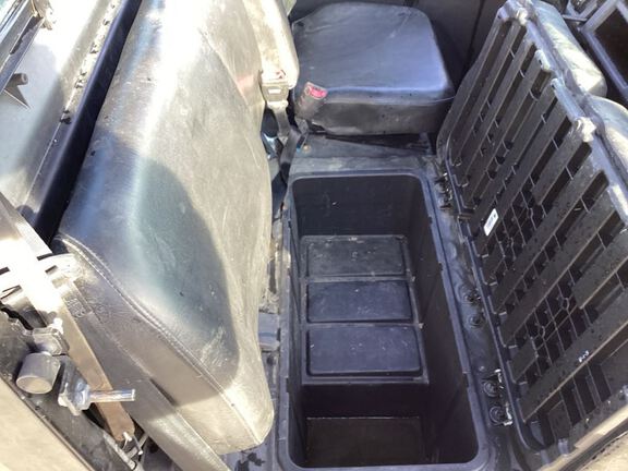 2022 John Deere XUV835M ATV