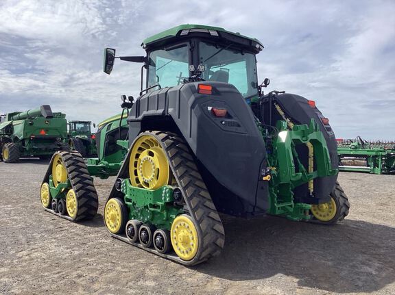 2025 John Deere 8RX 410 Tractor Rubber Track