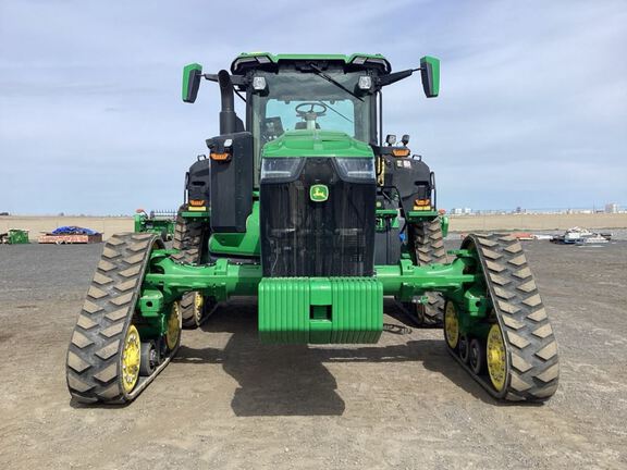 2025 John Deere 8RX 410 Tractor Rubber Track