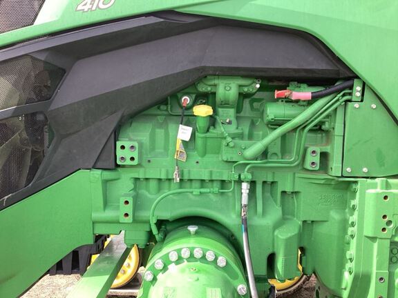 2025 John Deere 8RX 410 Tractor Rubber Track