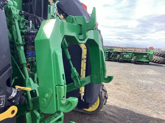 2025 John Deere 8RX 410 Tractor Rubber Track