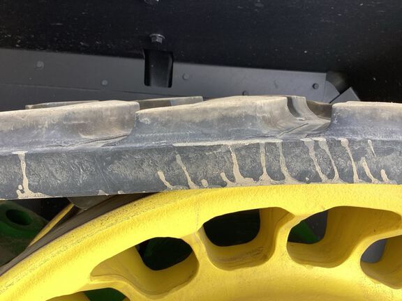 2025 John Deere 8RX 410 Tractor Rubber Track