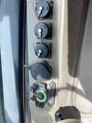 2025 John Deere 8RX 410 Tractor Rubber Track