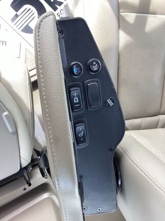 2025 John Deere 8RX 410 Tractor Rubber Track