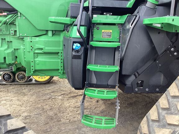 2025 John Deere 8RX 410 Tractor Rubber Track