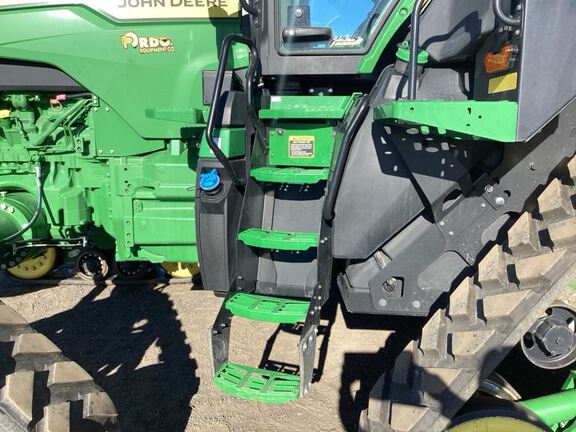 2025 John Deere 8RX 410 Tractor Rubber Track