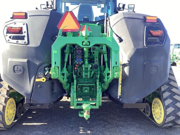 2025 John Deere 8RX 410 Tractor Rubber Track