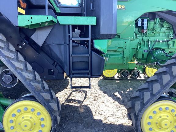 2025 John Deere 8RX 410 Tractor Rubber Track