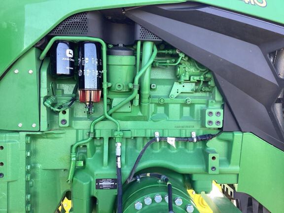 2025 John Deere 8RX 410 Tractor Rubber Track