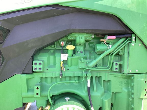 2025 John Deere 8RX 410 Tractor Rubber Track