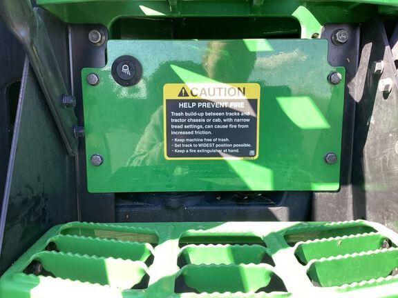 2025 John Deere 8RX 410 Tractor Rubber Track