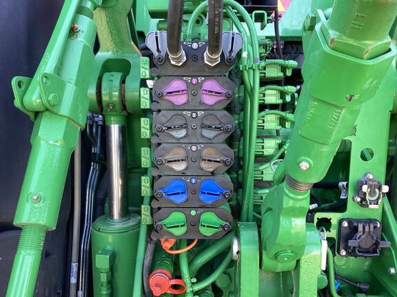 2025 John Deere 8RX 410 Tractor Rubber Track