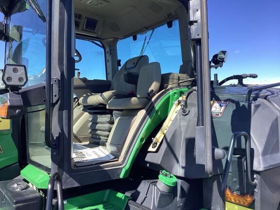 2025 John Deere 8RX 410 Tractor Rubber Track