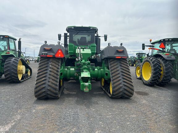 2025 John Deere 9RX 710 Tractor Rubber Track