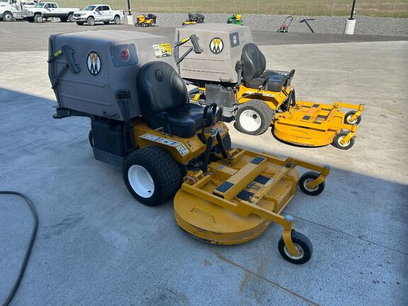 2022 Walker MT27I Mower/Zero Turn
