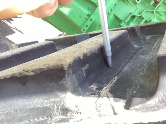 2024 John Deere 8RX 410 Tractor Rubber Track