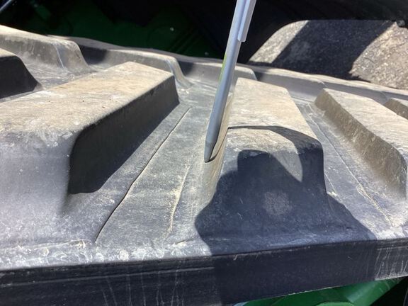 2024 John Deere 8RX 410 Tractor Rubber Track