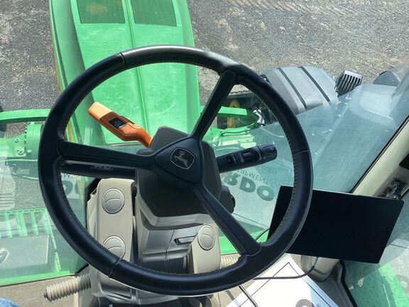2024 John Deere 8RX 410 Tractor Rubber Track