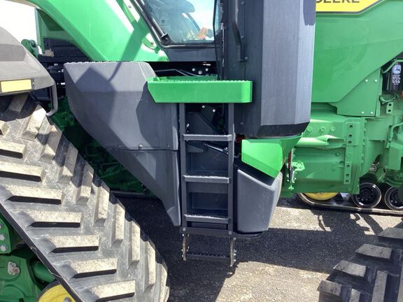 2024 John Deere 8RX 410 Tractor Rubber Track