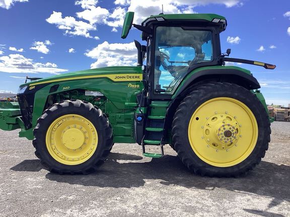 2024 John Deere 8R 340 Tractor