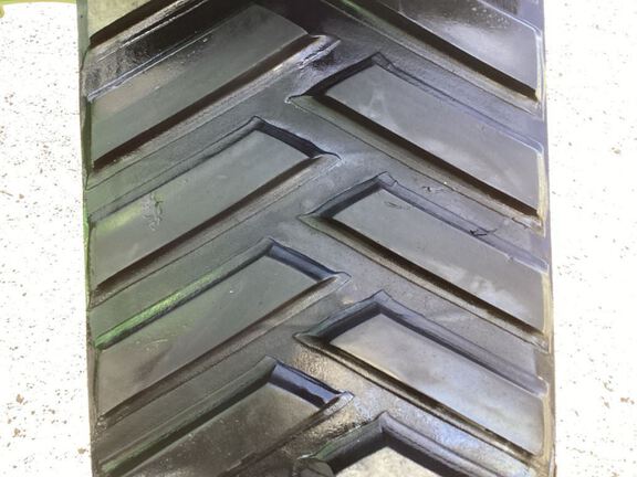 2024 John Deere 8RX 410 Tractor Rubber Track