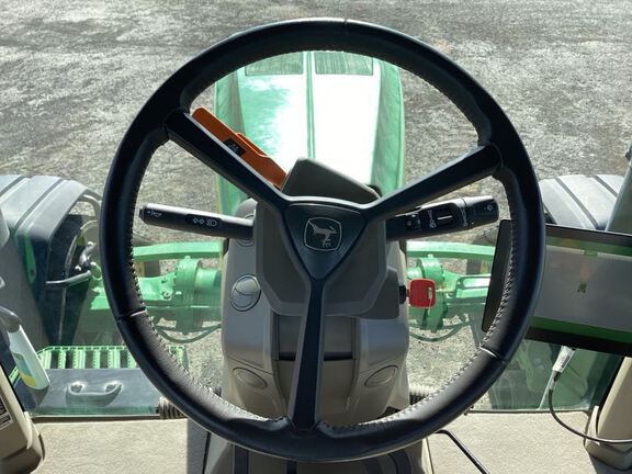 2024 John Deere 8RX 410 Tractor Rubber Track