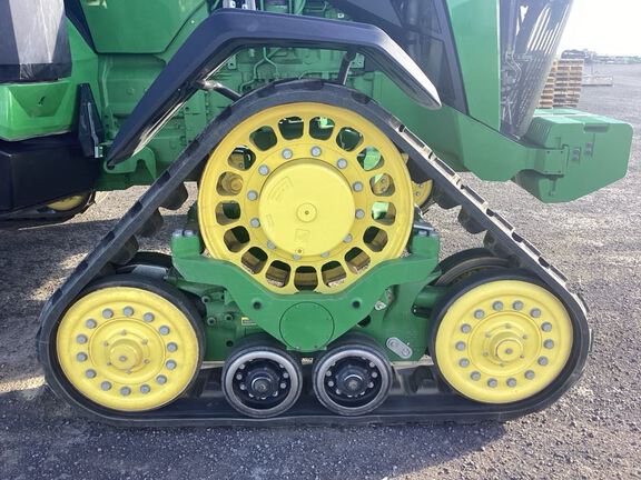 2024 John Deere 8RX 410 Tractor Rubber Track