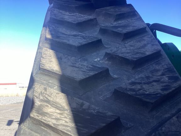 2024 John Deere 8RX 410 Tractor Rubber Track