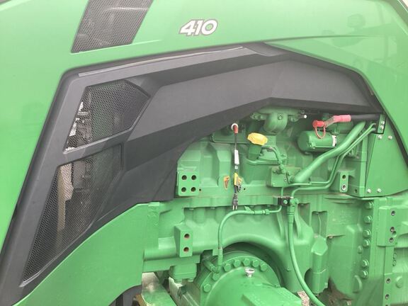 2023 John Deere 8RX 410 Tractor Rubber Track