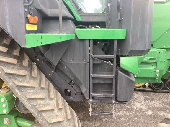 2023 John Deere 8RX 410 Tractor Rubber Track