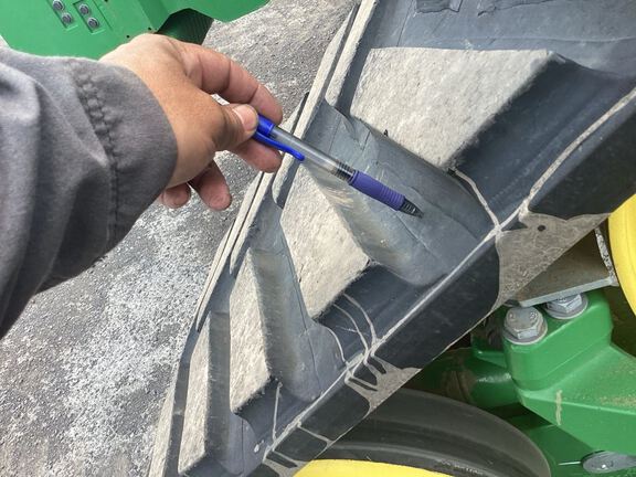 2023 John Deere 8RX 410 Tractor Rubber Track