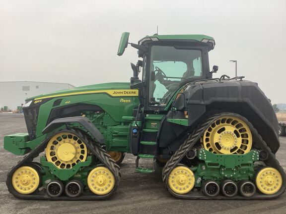2023 John Deere 8RX 410 Tractor Rubber Track