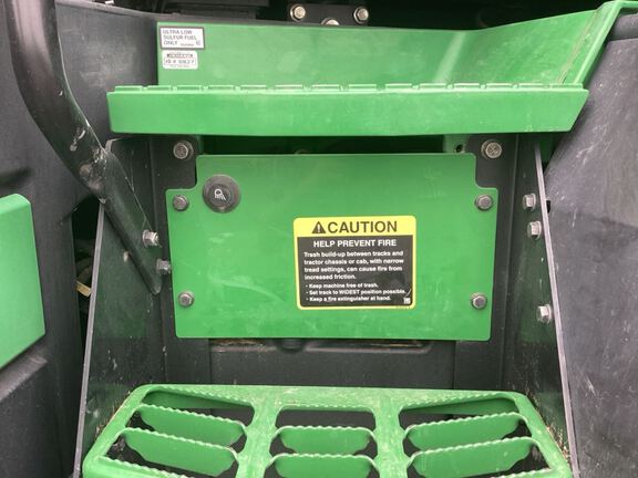 2023 John Deere 8RX 410 Tractor Rubber Track