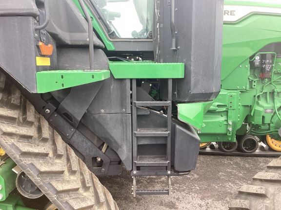2023 John Deere 8RX 410 Tractor Rubber Track