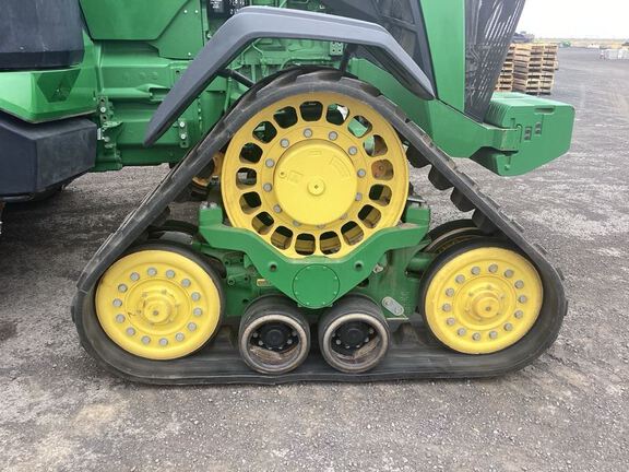 2023 John Deere 8RX 410 Tractor Rubber Track