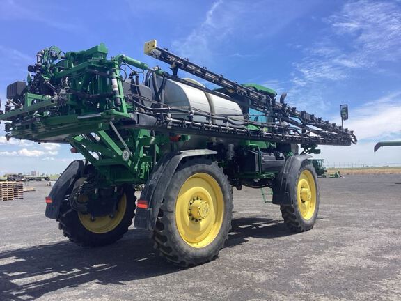 2024 John Deere 616R Sprayer/High Clearance