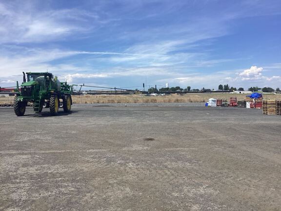 2024 John Deere 616R Sprayer/High Clearance
