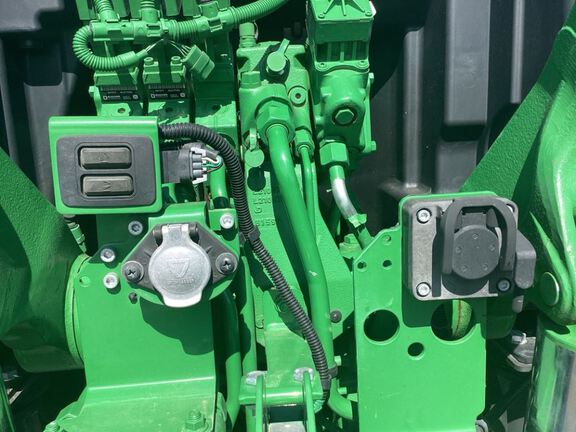 2019 John Deere 6175R Tractor