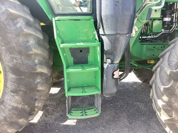 2019 John Deere 6175R Tractor