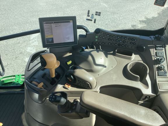 2019 John Deere 6175R Tractor