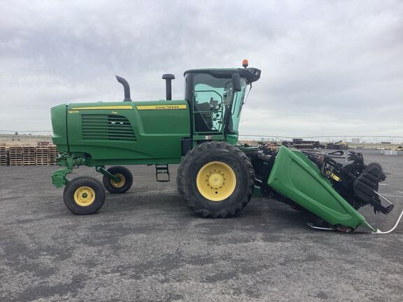 2014 John Deere W235 Windrower