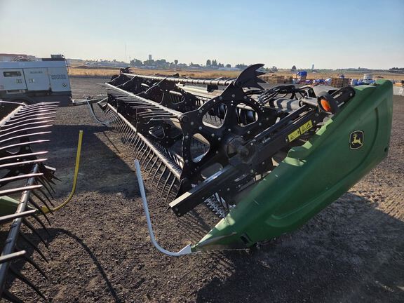 2014 John Deere W235 Windrower