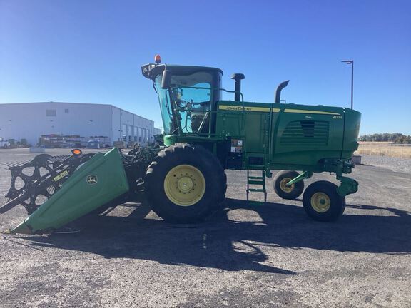 2014 John Deere W235 Windrower