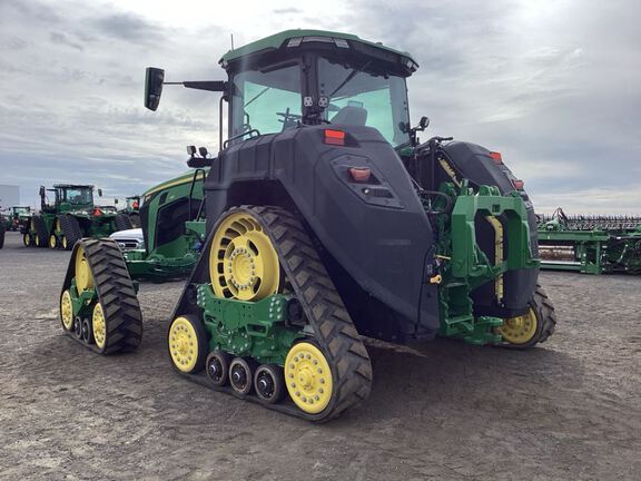 2025 John Deere 8RX 410 Tractor Rubber Track