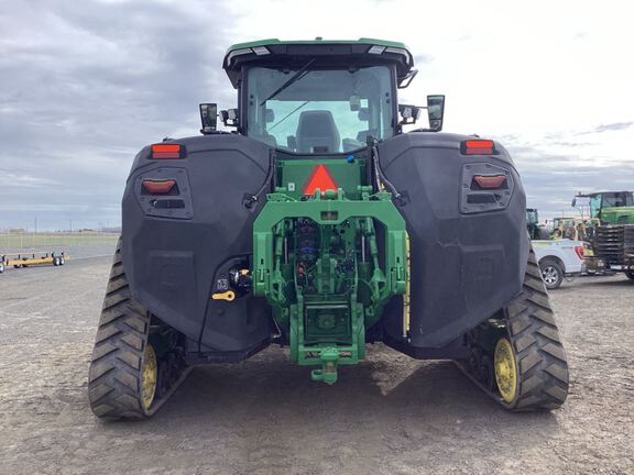 2025 John Deere 8RX 410 Tractor Rubber Track