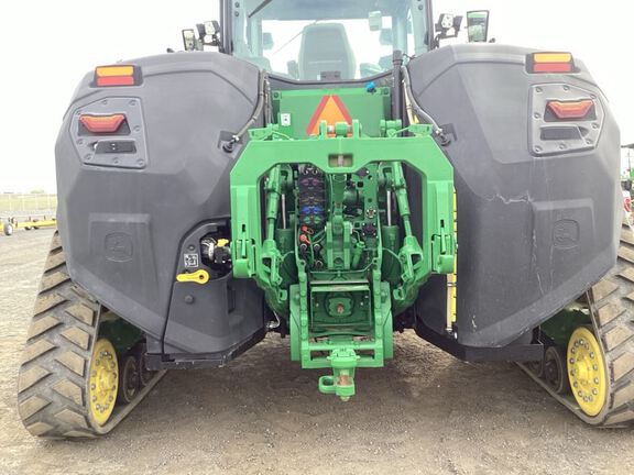 2025 John Deere 8RX 410 Tractor Rubber Track