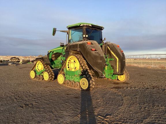 2023 John Deere 8RX 370 Tractor Rubber Track