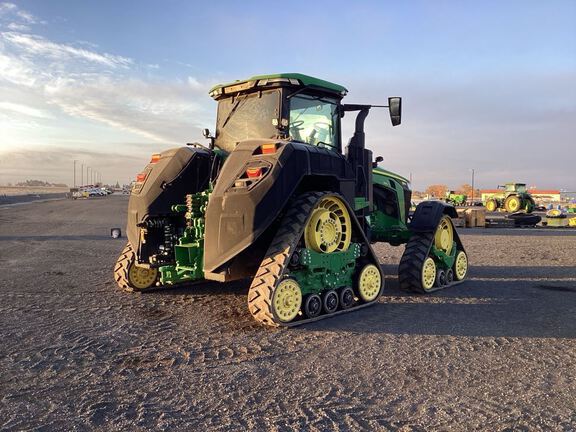 2023 John Deere 8RX 370 Tractor Rubber Track