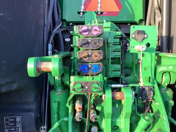 2023 John Deere 8RX 370 Tractor Rubber Track